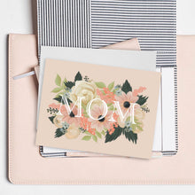 Load image into Gallery viewer, Floral Mom Card